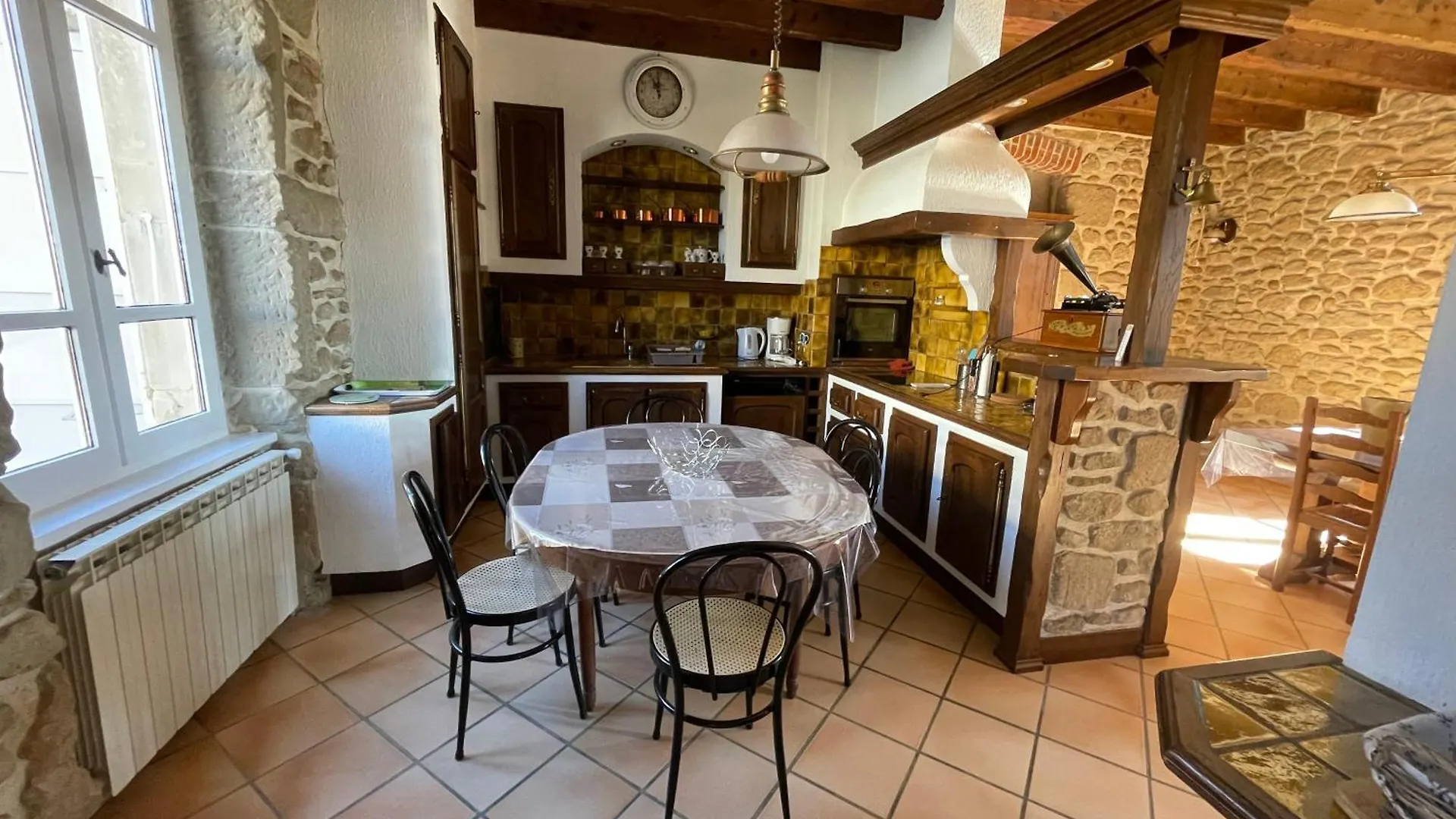 Charmante Maison De Campagne A Bren 0*,  France