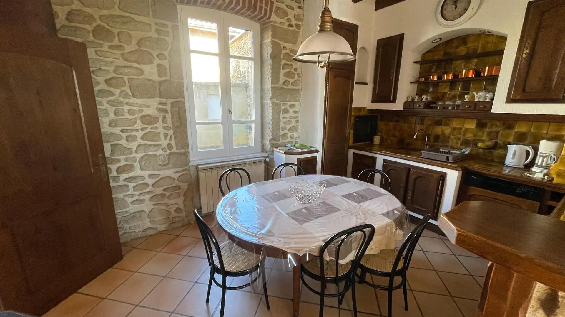 Holiday home Charmante Maison De Campagne A Bren